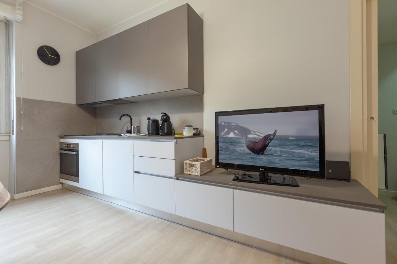 Darsena Navigli Apt - 800 M Far From P.Ta Genova M2 Apartment Milan Bagian luar foto