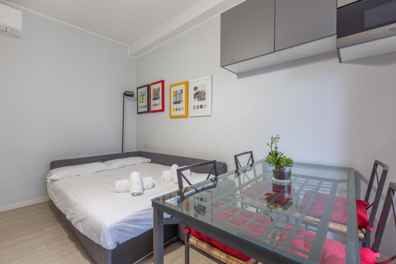 Darsena Navigli Apt - 800 M Far From P.Ta Genova M2 Apartment Milan Bagian luar foto